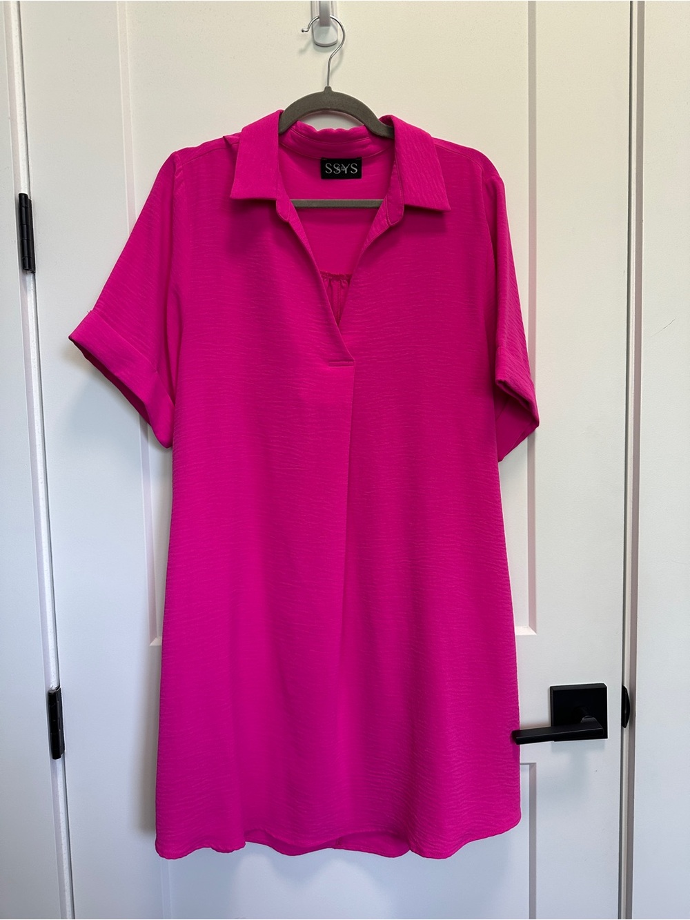 SSYS Women's Hot Pink Short Sleeve Shift Dress